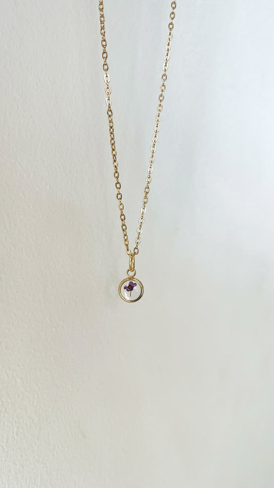 Alyssum Mini Resin Necklace