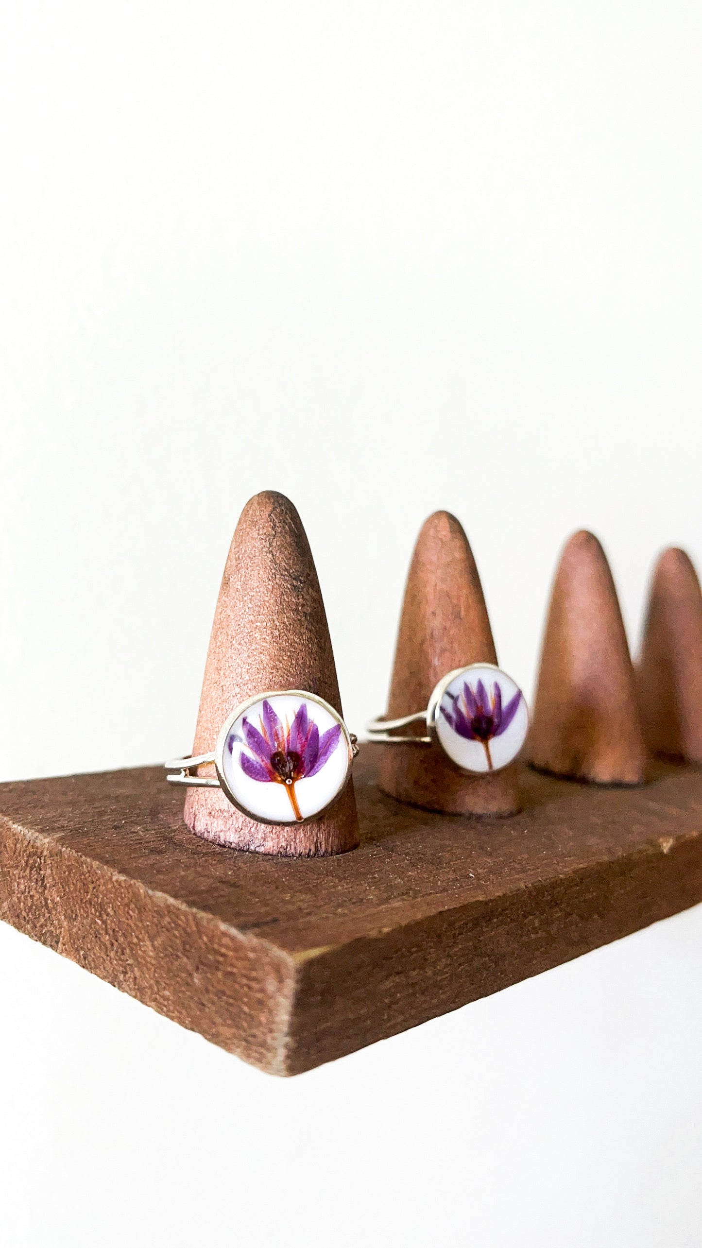Allium Resin Ring